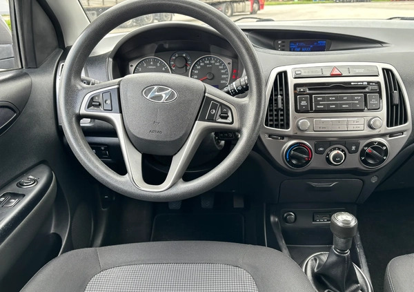Hyundai i20 cena 22999 przebieg: 136000, rok produkcji 2012 z Świebodzin małe 154
